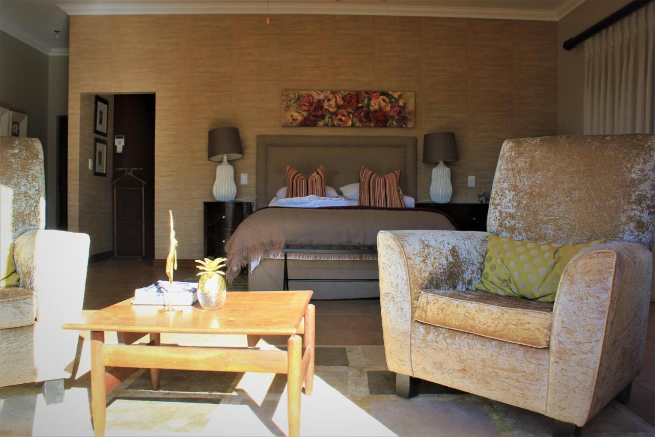 Karee & Wild Olive Guest Lodge Hekpoort 外观 照片