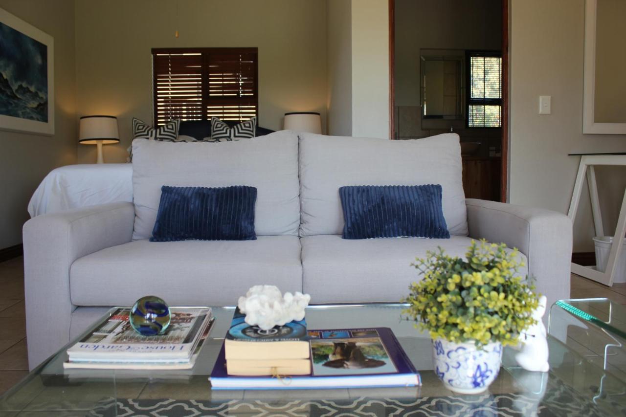 Karee & Wild Olive Guest Lodge Hekpoort 外观 照片