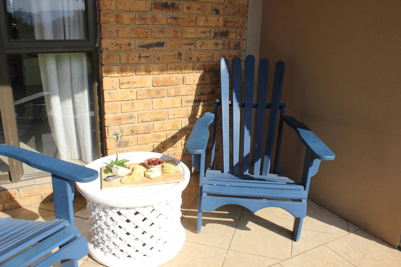 Karee & Wild Olive Guest Lodge Hekpoort 外观 照片